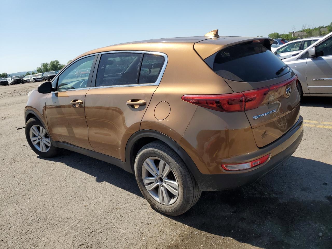 KNDPM3AC4H7299914 2017 Kia Sportage Lx