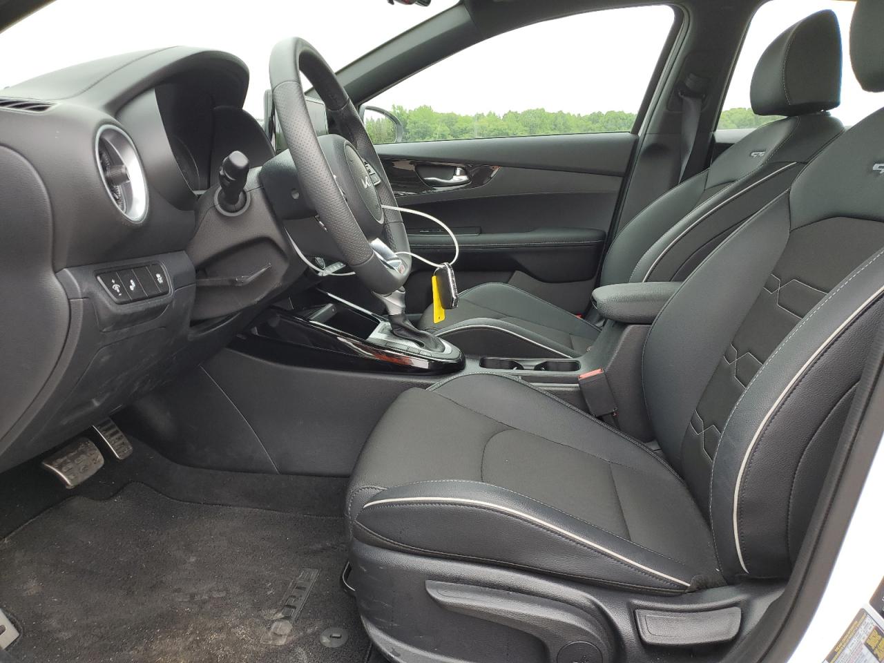 3KPF54AD1RE742707 2024 Kia Forte Gt Line