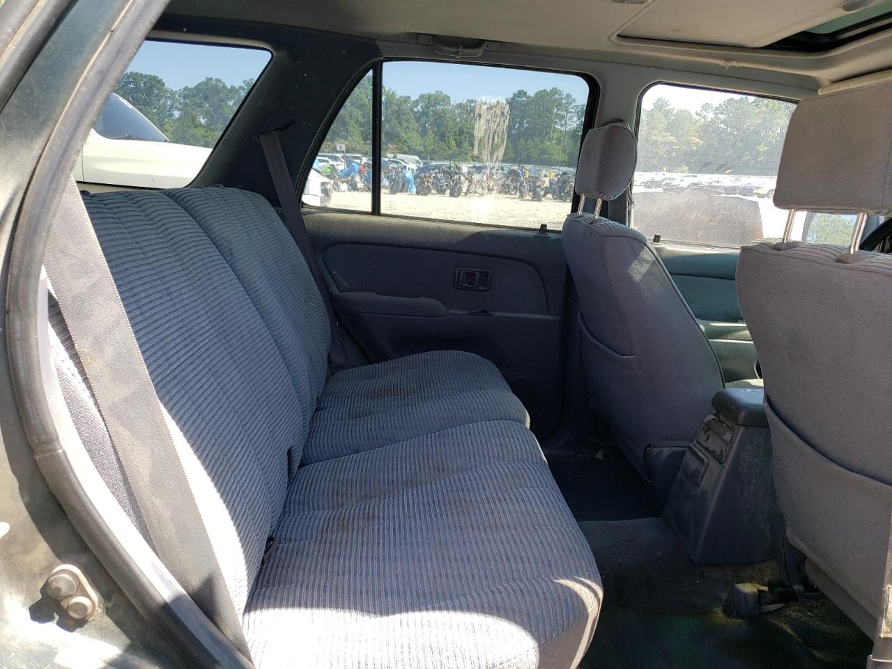 JT3GN86R3W0057939 1998 Toyota 4Runner Sr5