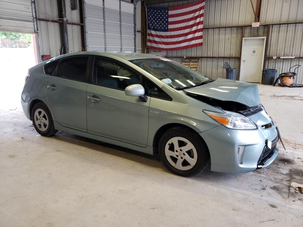 Lot #2580840225 2014 TOYOTA PRIUS