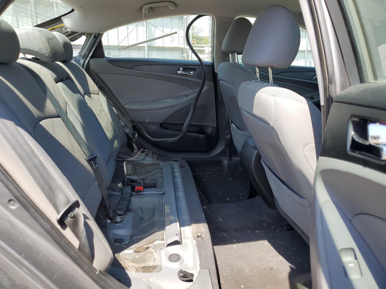 5NPEB4AC9DH743071 2013 Hyundai Sonata Gls