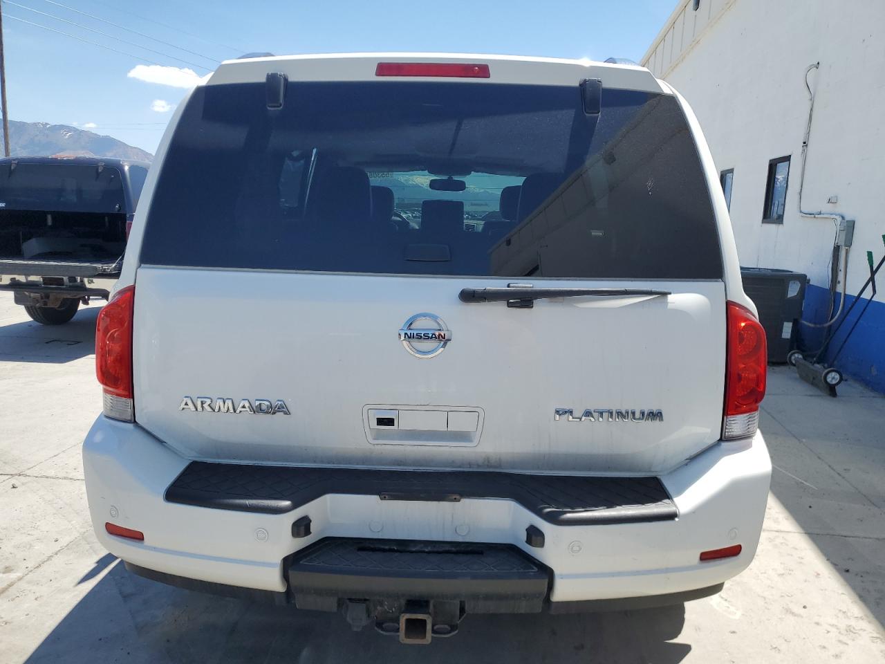 5N1AA0NC3CN607789 2012 Nissan Armada Sv