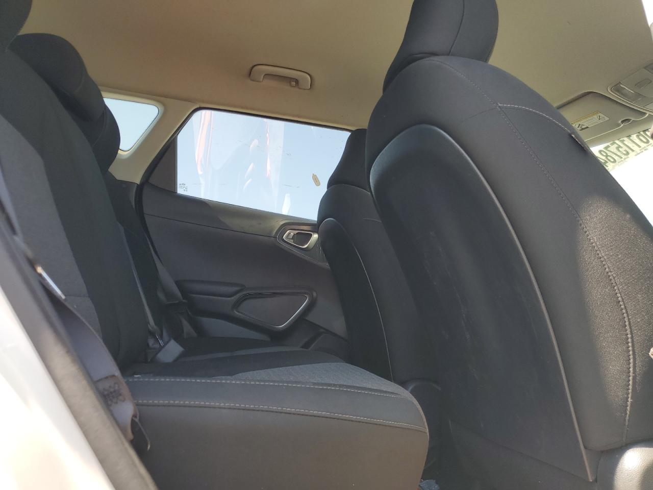 KNDJ23AU0L7717575 2020 Kia Soul Lx