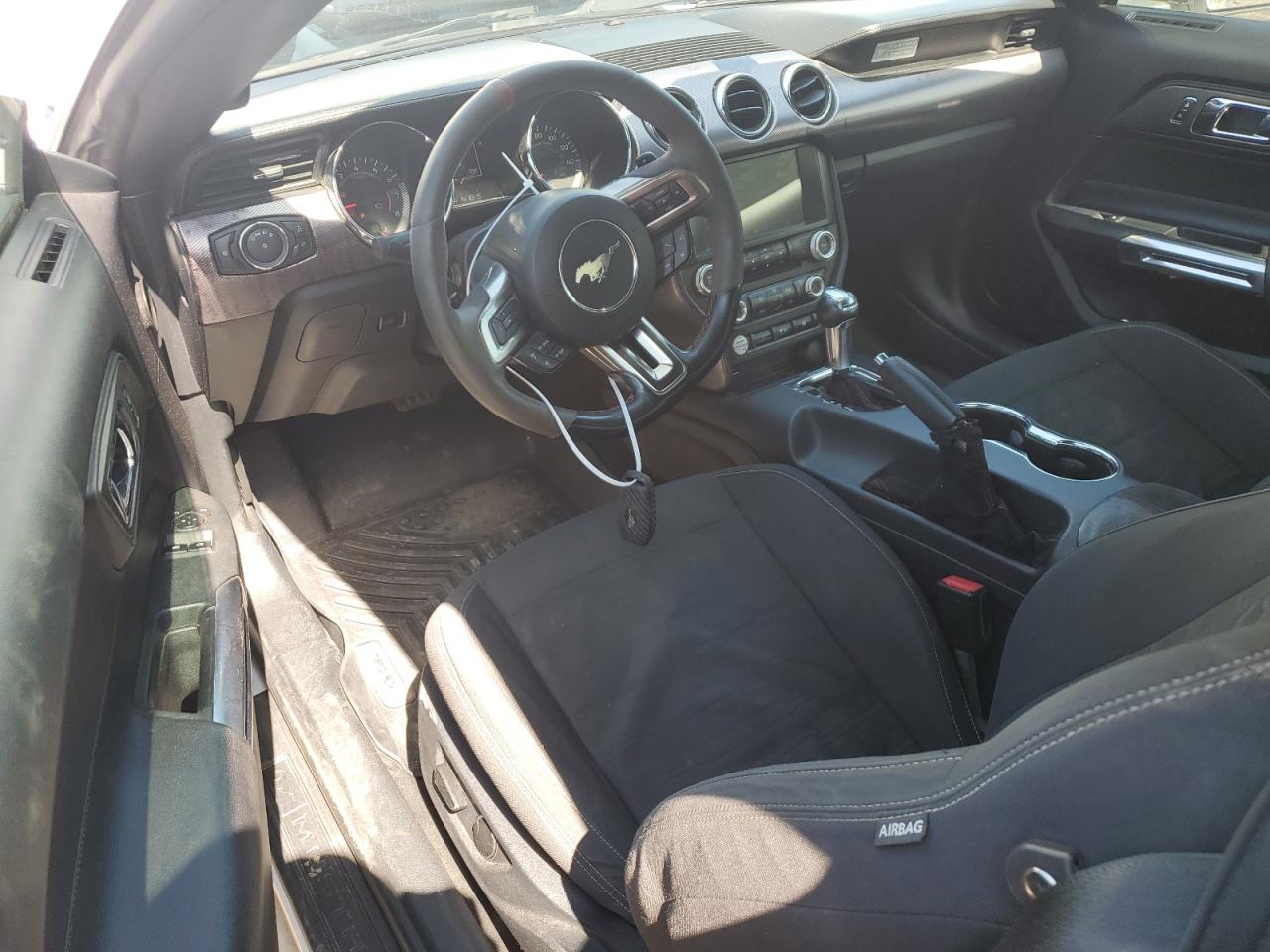 1FA6P8TH6F5337683 2015 Ford Mustang