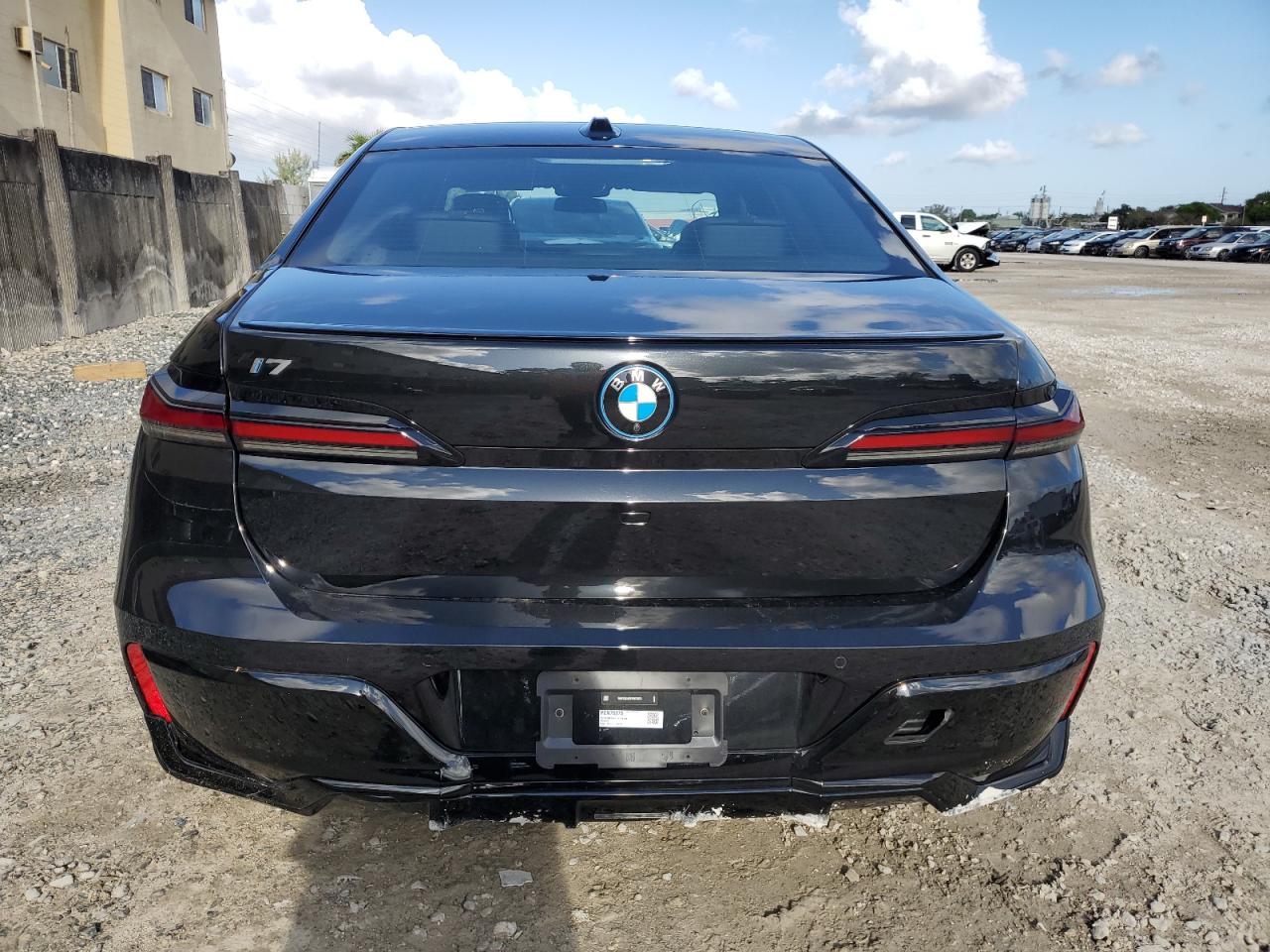 WBY53EJ00PCN75375 2023 BMW I7 xDrive60