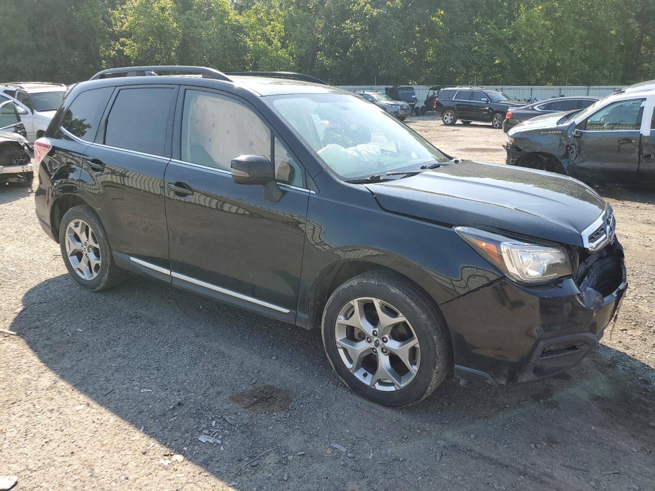 JF2SJAWC4HH583104 2017 Subaru Forester 2.5I Touring