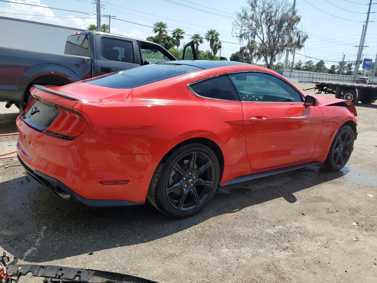 1FA6P8TH3J5135294 2018 Ford Mustang