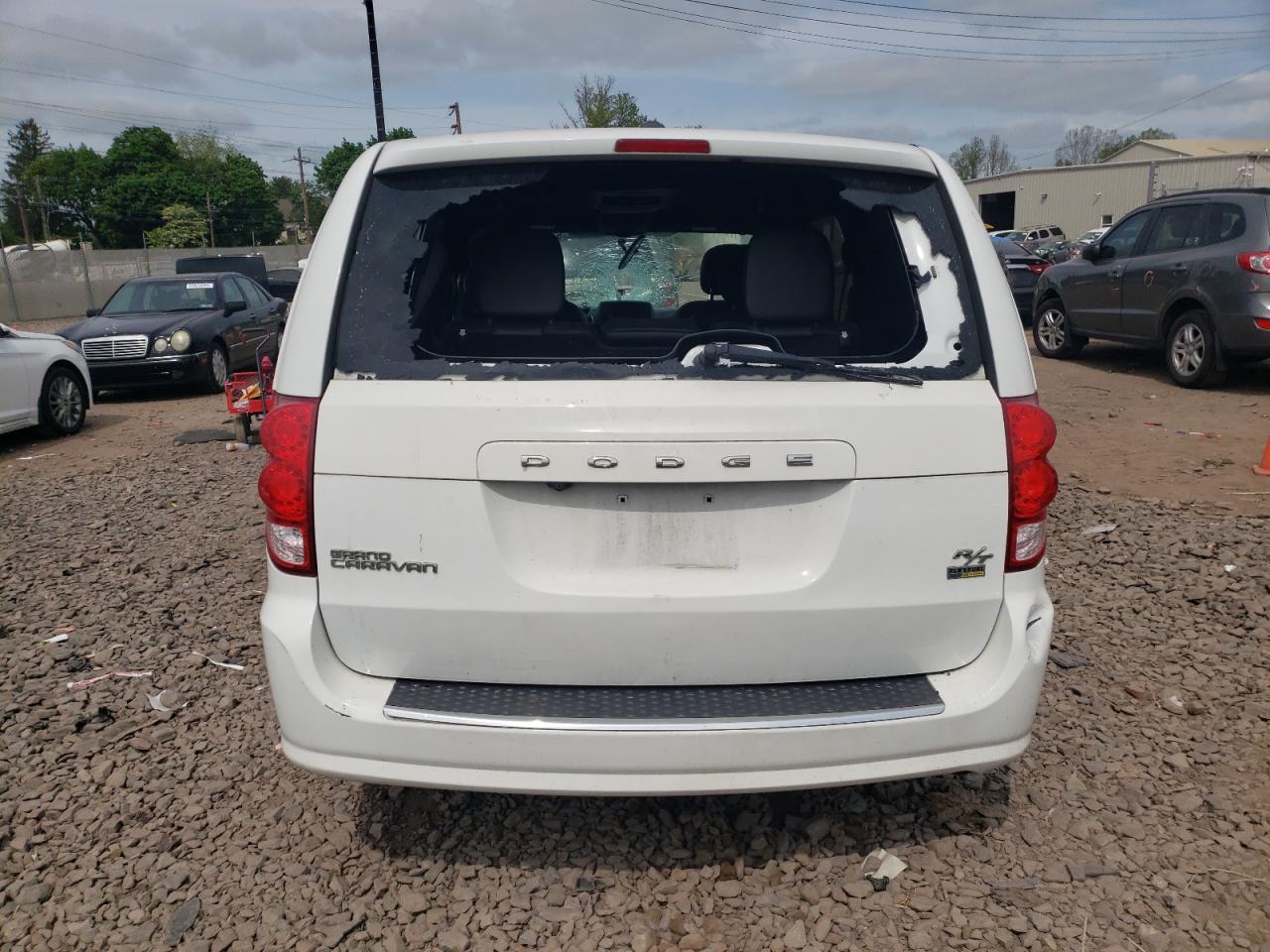 2C4RDGEG0FR564093 2015 Dodge Grand Caravan R/T