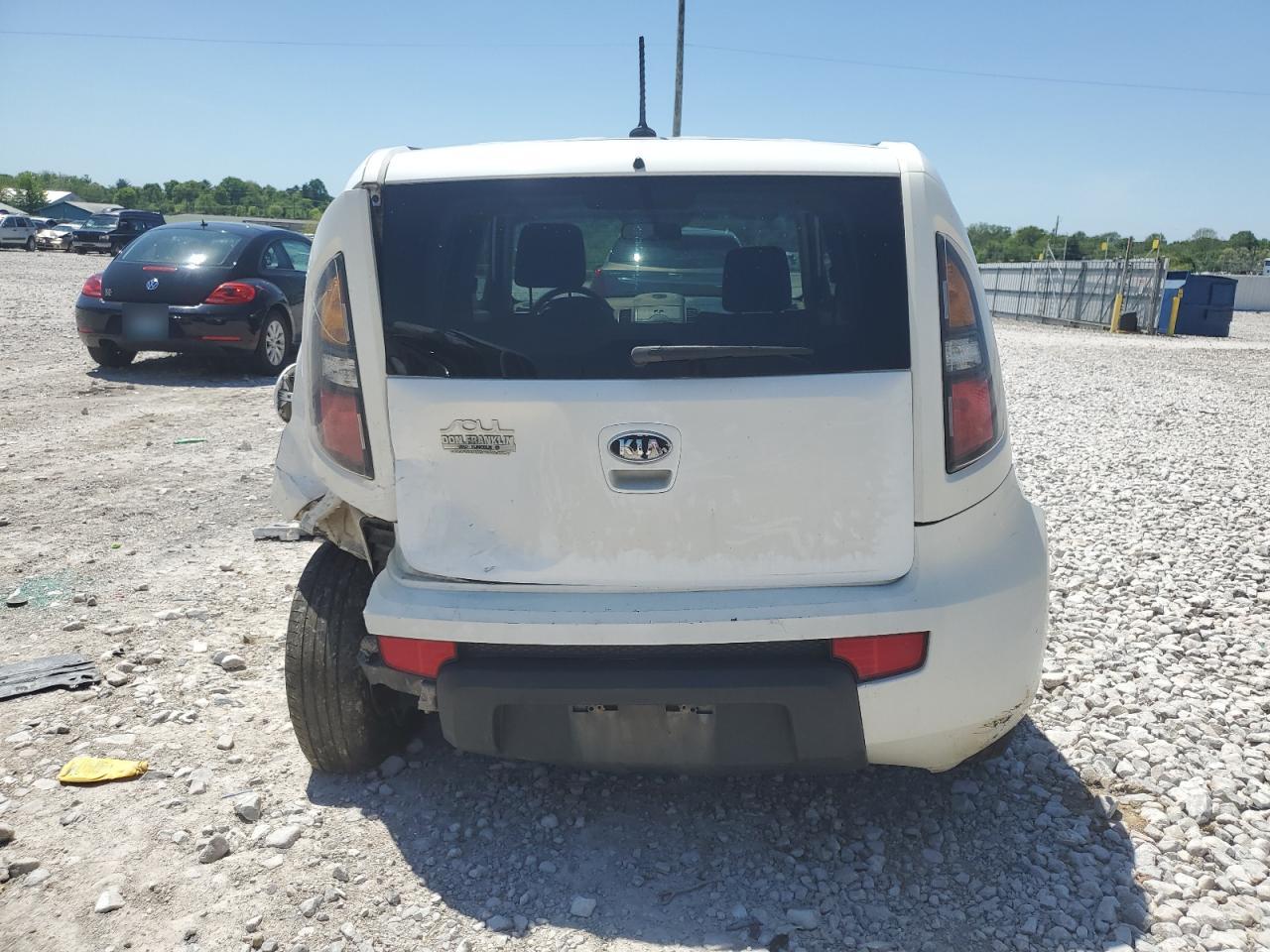 KNDJT2A20B7707777 2011 Kia Soul +