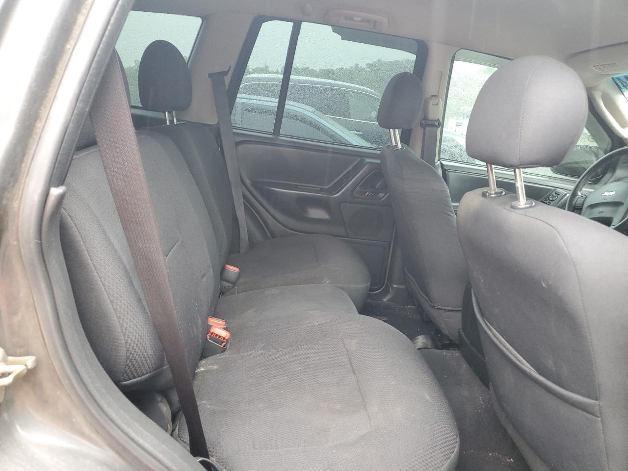 1J4GW48S34C144330 2004 Jeep Grand Cherokee Laredo