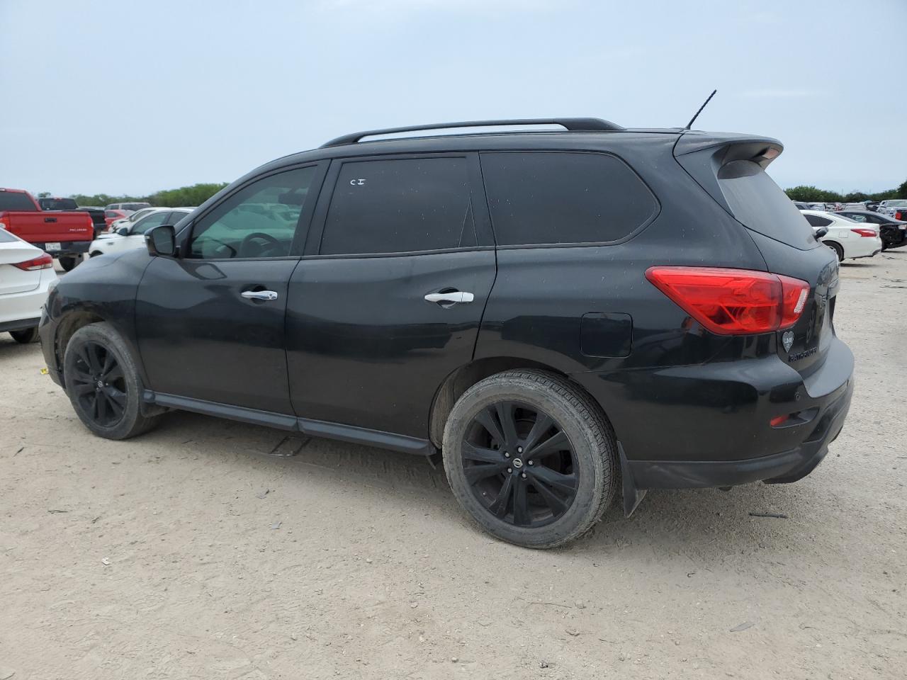 2018 Nissan Pathfinder S vin: 5N1DR2MN0JC653626