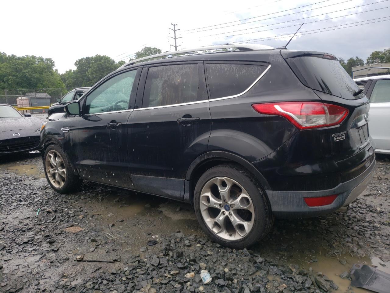 1FMCU9J91EUC80543 2014 Ford Escape Titanium