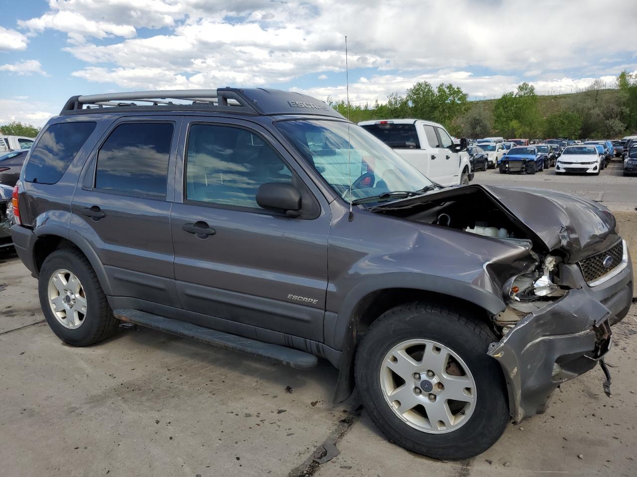 1FMCU04192KC83831 2002 Ford Escape Xlt