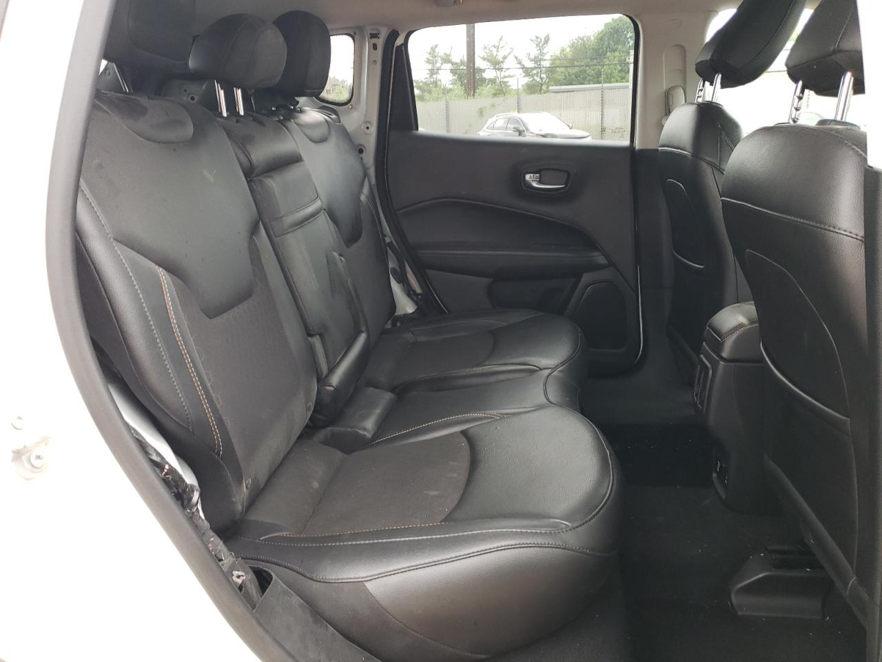 3C4NJCBB6KT612843 2019 Jeep Compass Latitude