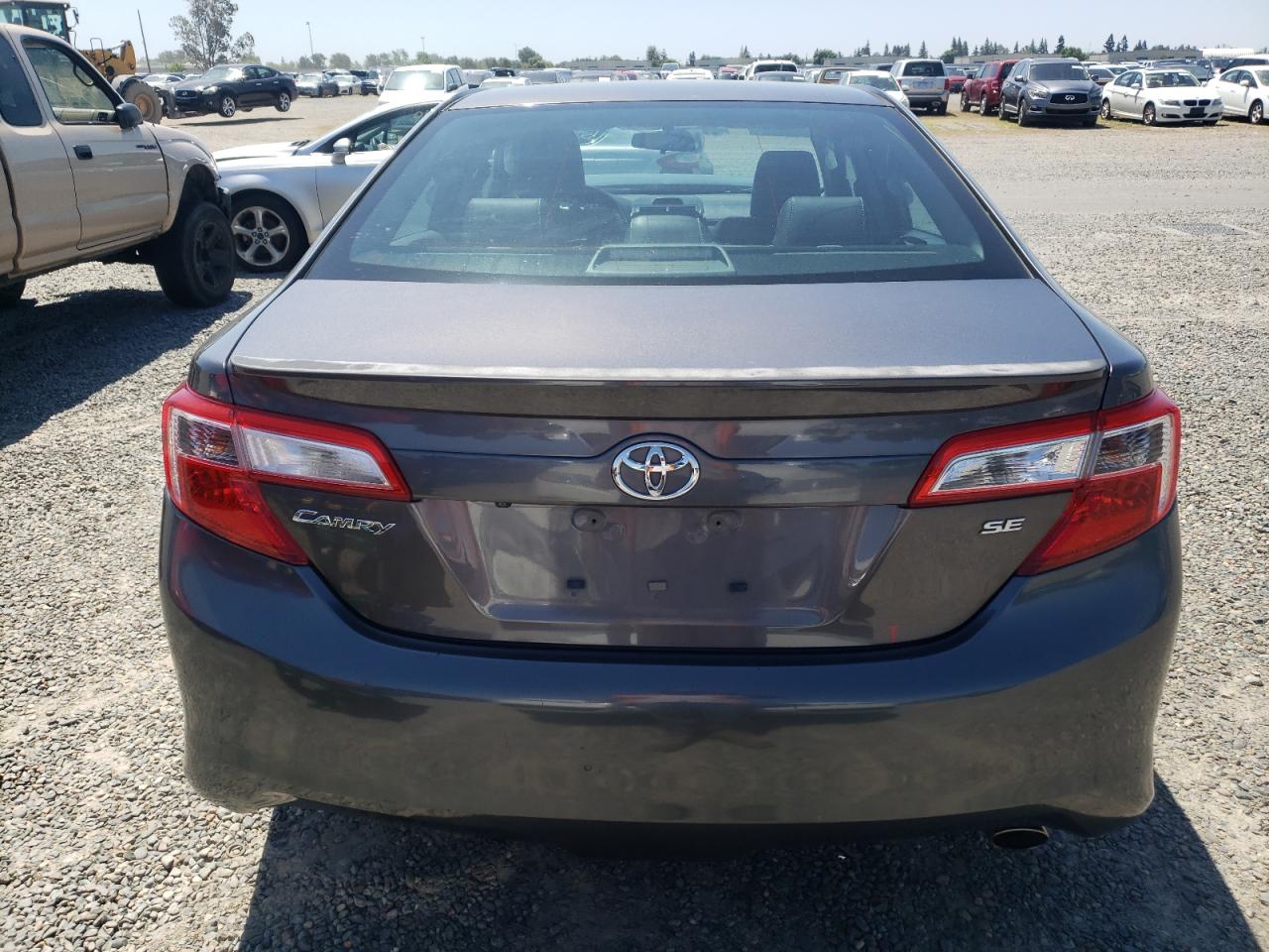 4T1BF1FK2EU867885 2014 Toyota Camry L