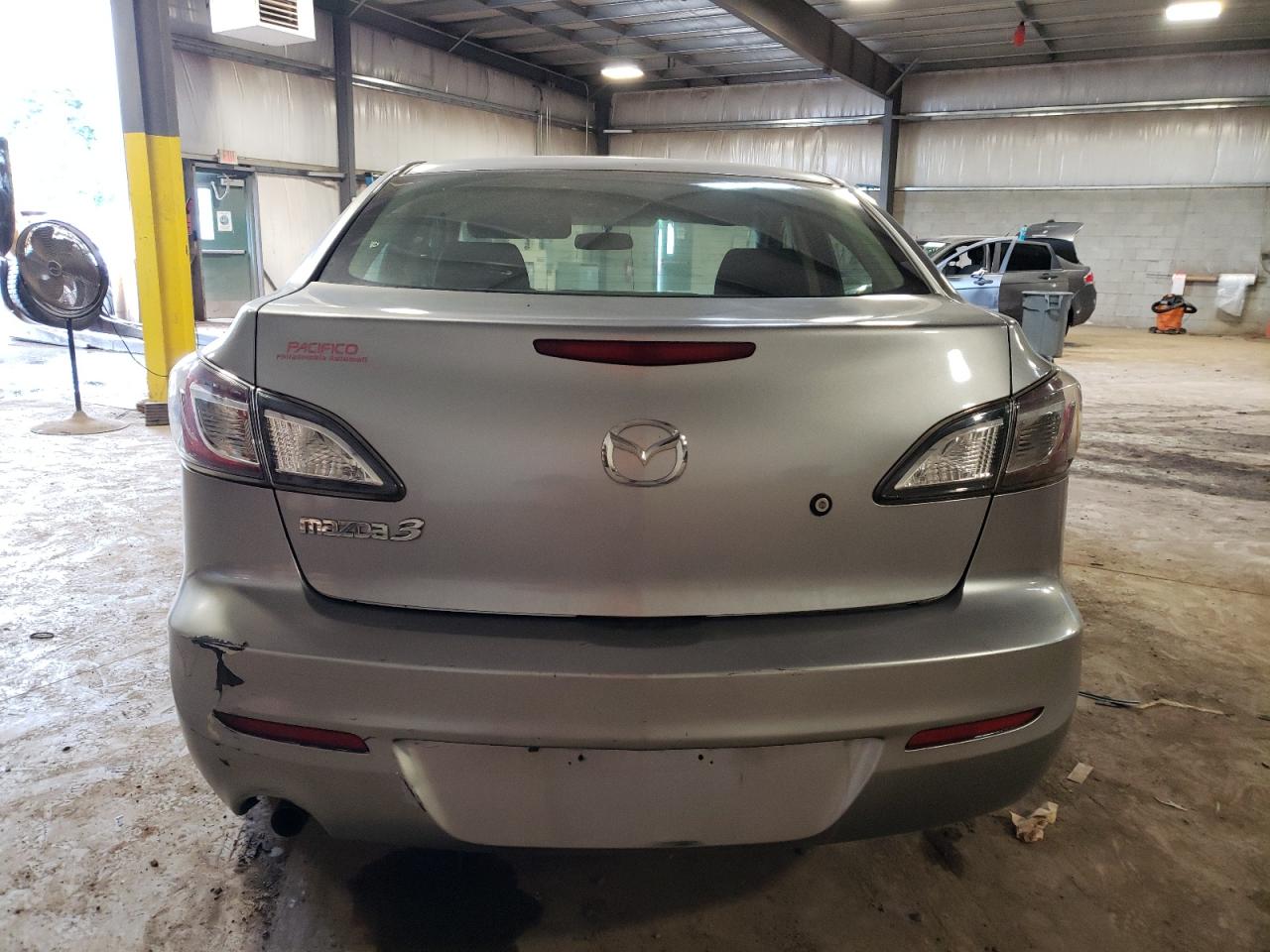 JM1BL1TG2D1851229 2013 Mazda 3 I