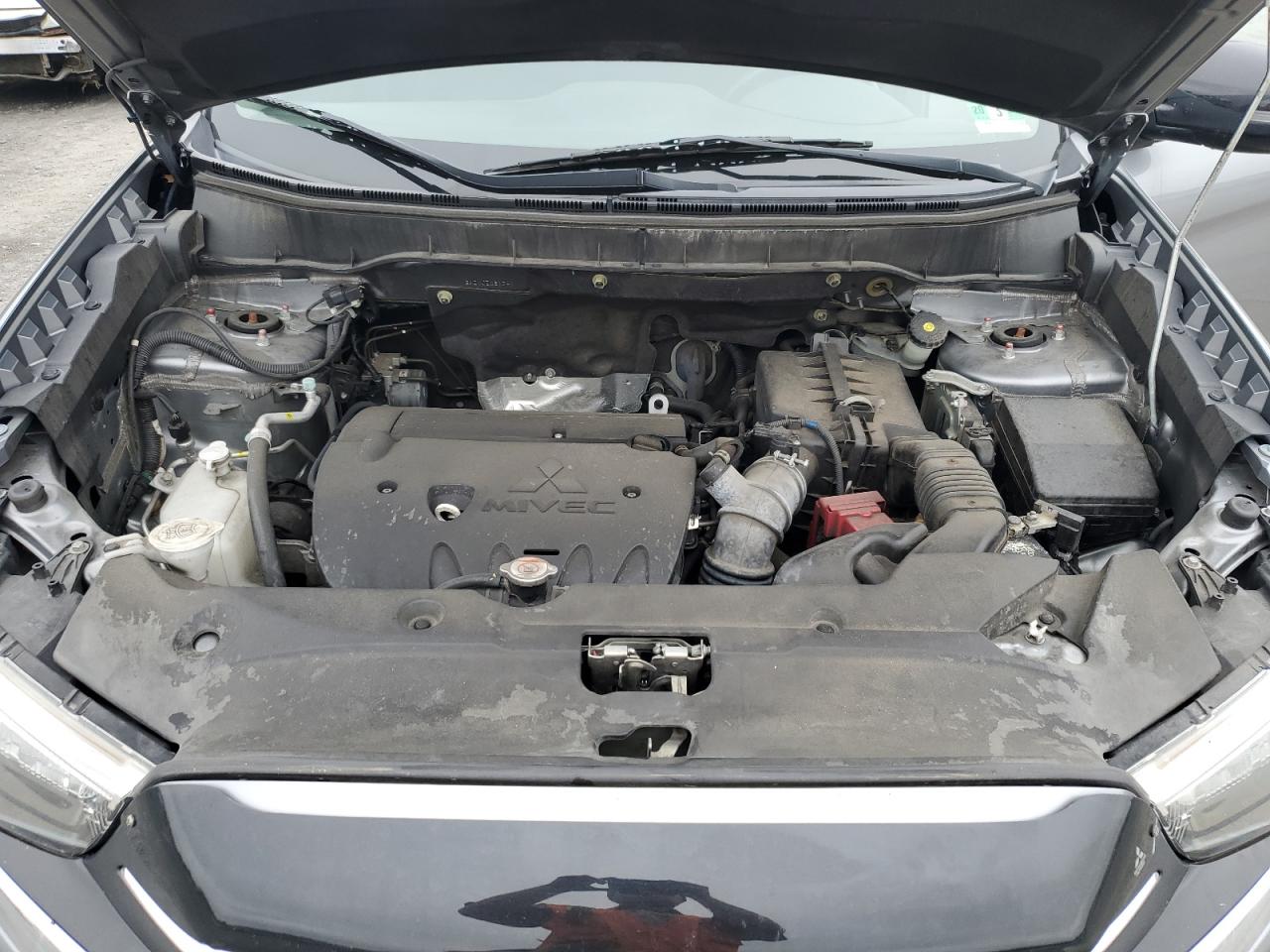 JA4AR3AU2JZ031741 2018 Mitsubishi Outlander Sport Es