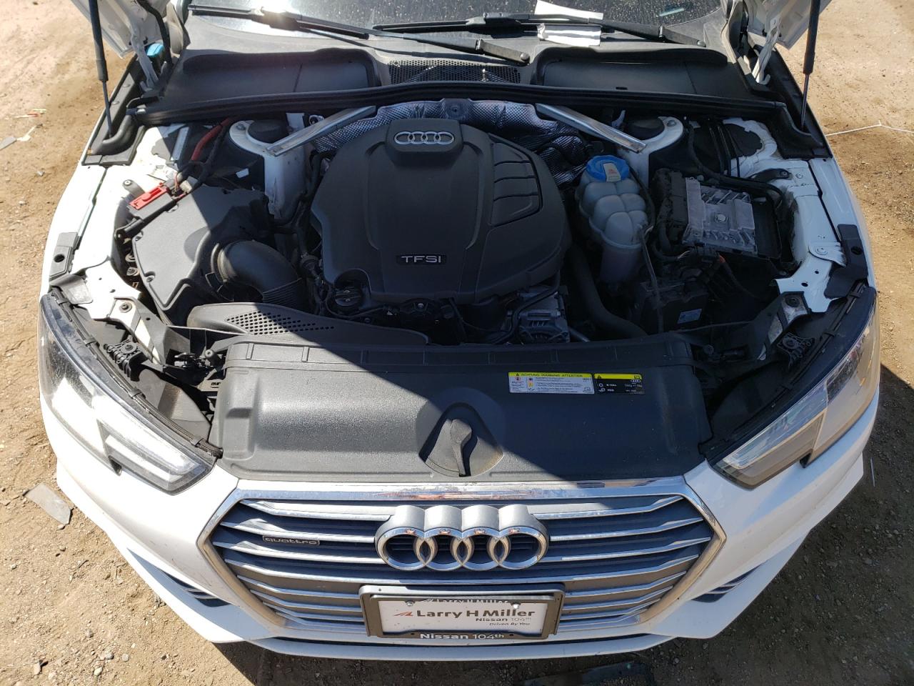 WAUDNAF42HN045861 2017 Audi A4 Premium