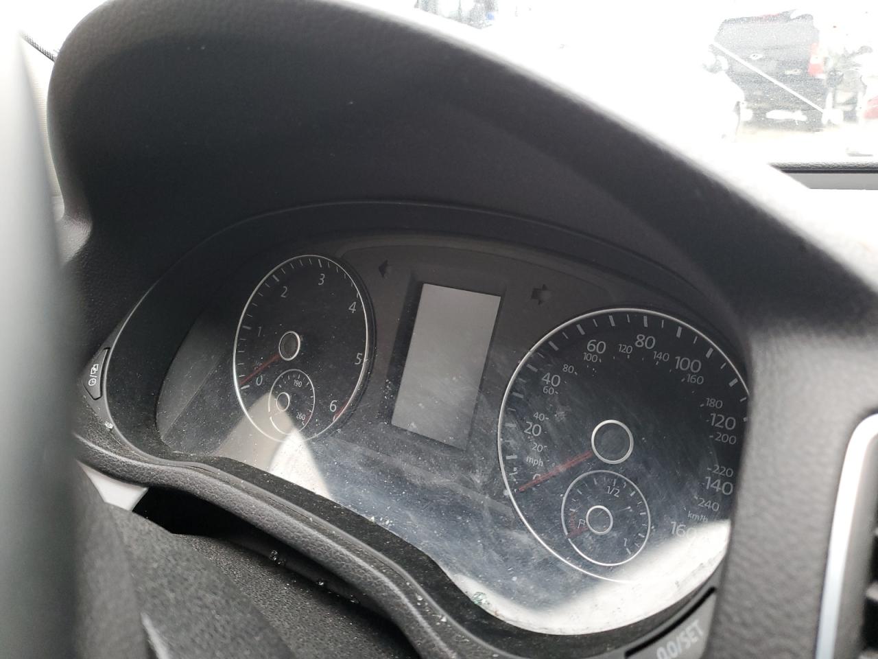 1VWBN7A31DC129040 2013 Volkswagen Passat Se