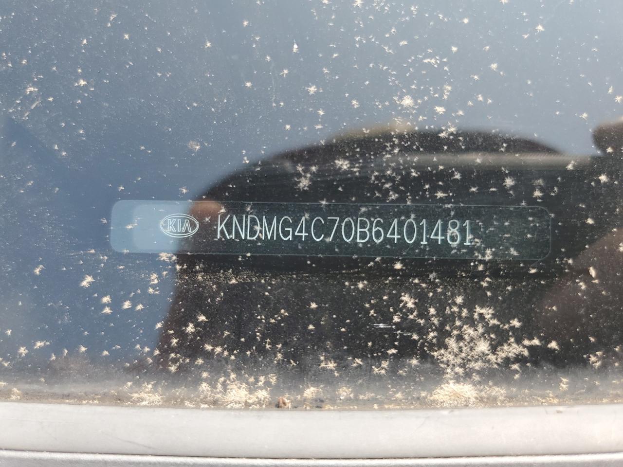 KNDMG4C70B6401481 2011 Kia Sedona Lx