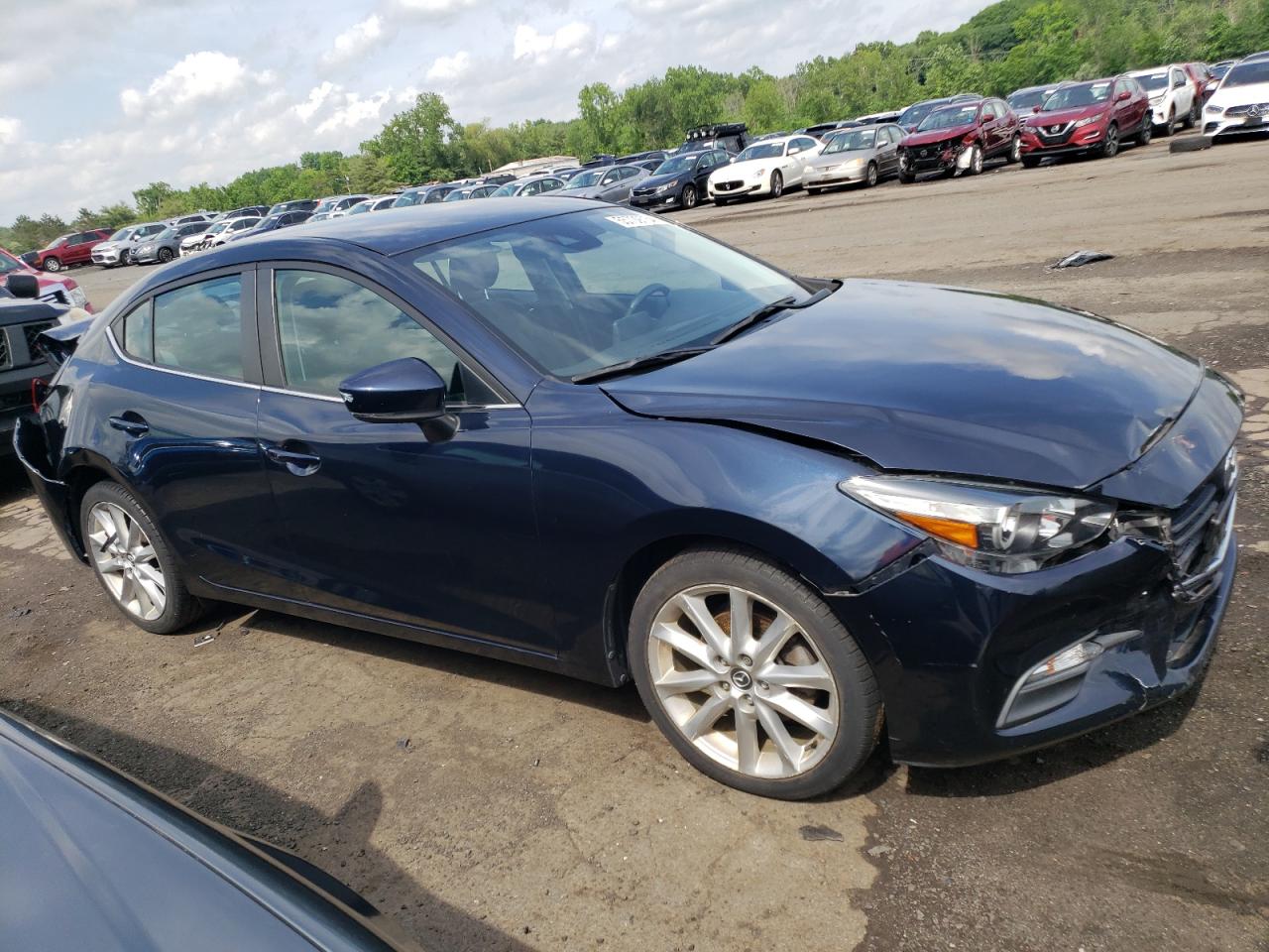 2017 Mazda 3 Touring vin: 3MZBN1V77HM122110