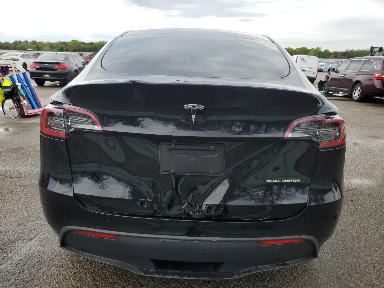 7SAYGDEE3PA188471 2023 Tesla Model Y