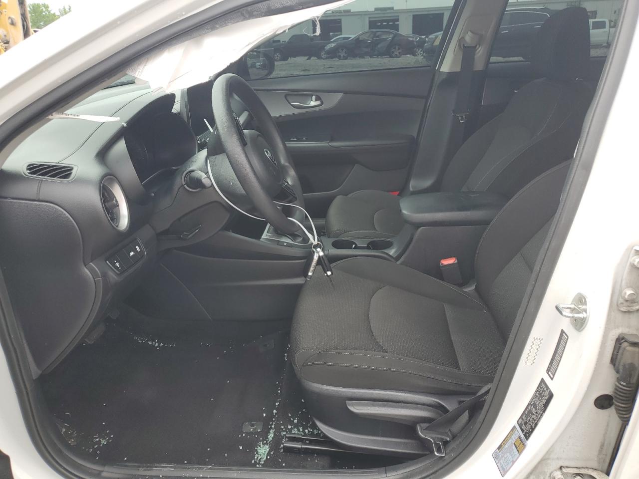 3KPF24AD4ME290172 2021 Kia Forte Fe