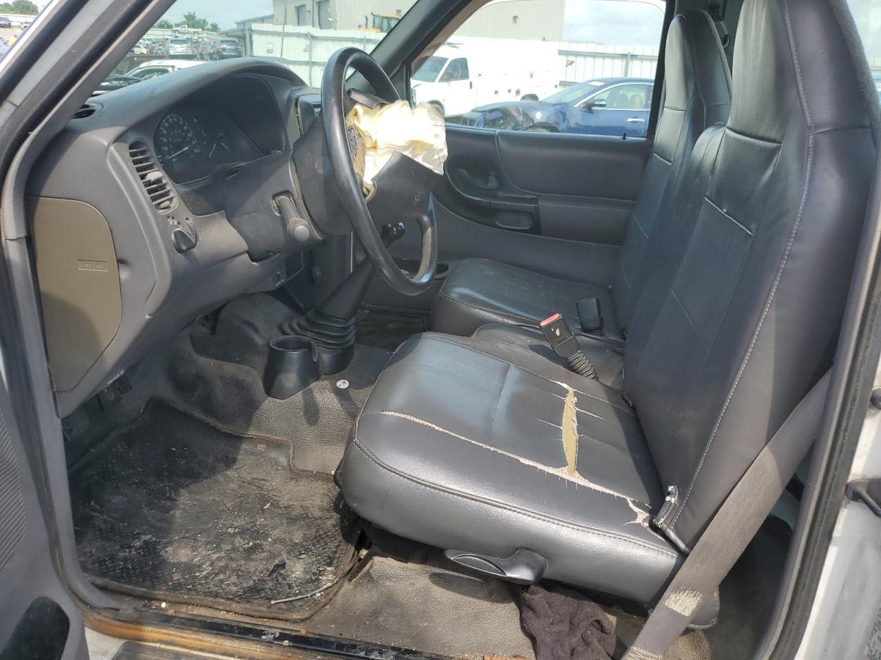 1FTYR10C4YPB82328 2000 Ford Ranger