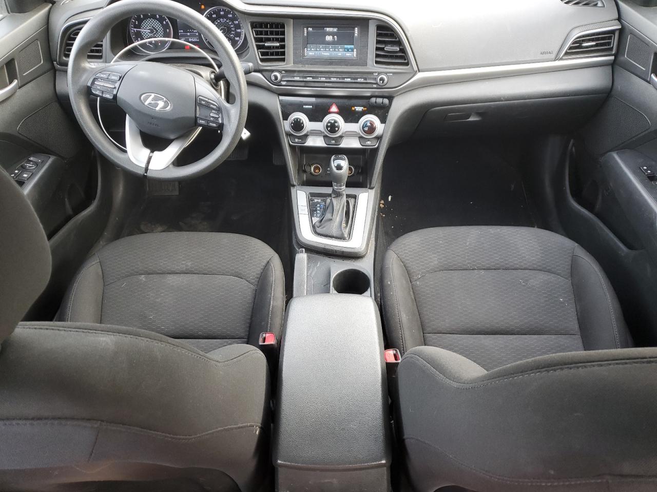 5NPD74LF9KH449347 2019 Hyundai Elantra Se