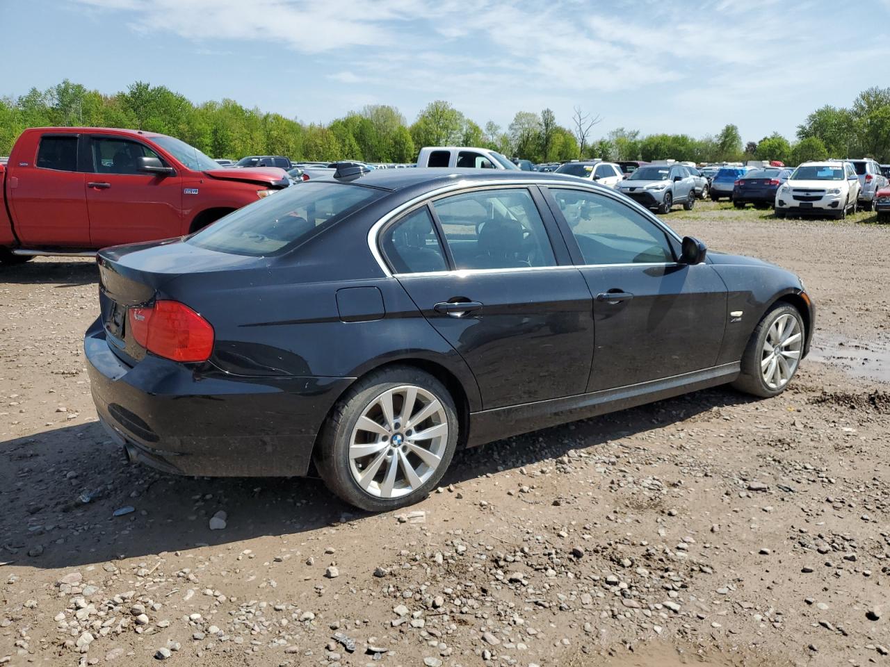 WBAPL5C52BA917400 2011 BMW 335 Xi