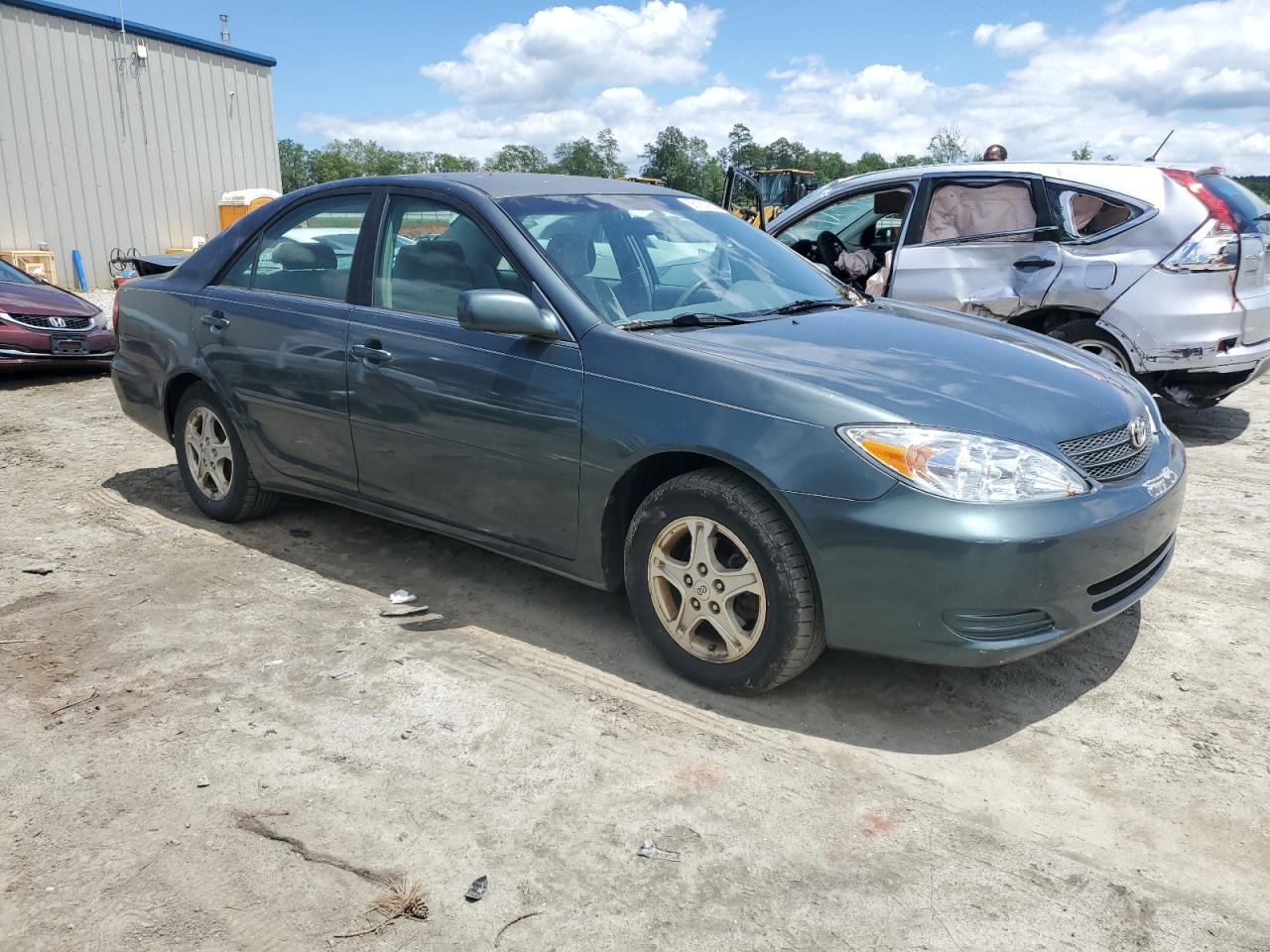 4T1BE32K82U590255 2002 Toyota Camry Le