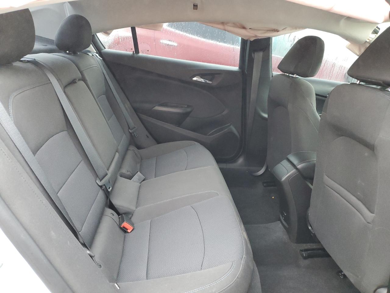 1G1BE5SM4J7234781 2018 Chevrolet Cruze Lt