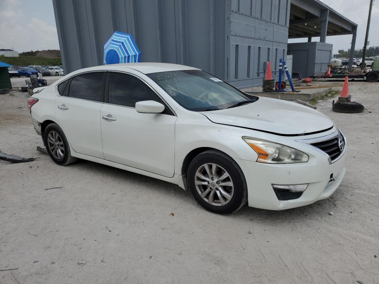 1N4AL3AP9EC405763 2014 Nissan Altima 2.5