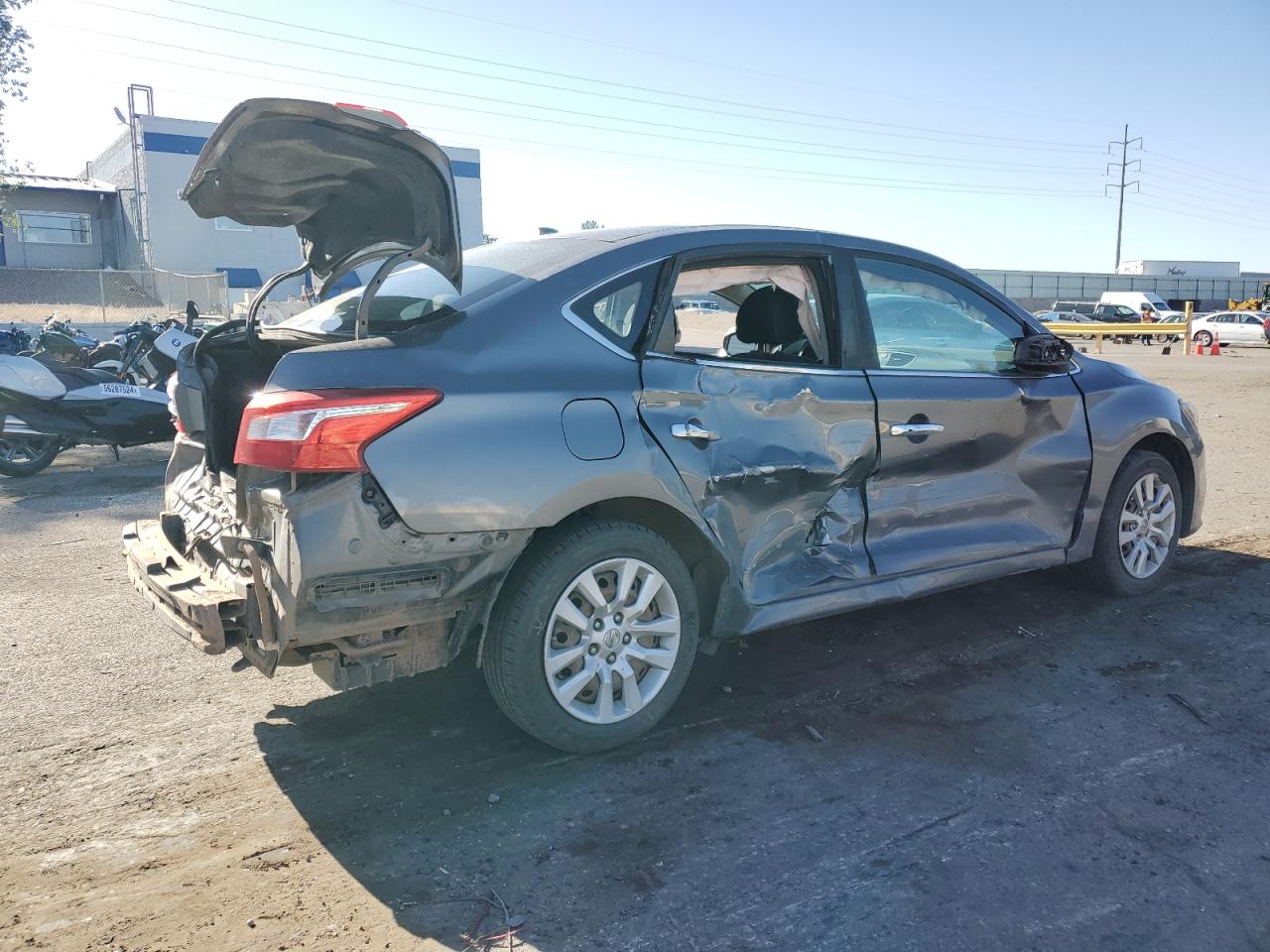 2016 Nissan Sentra S vin: 3N1AB7AP9GL667099