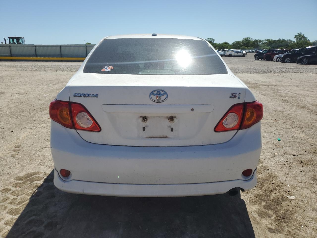 2T1BU4EE6AC506884 2010 Toyota Corolla Base