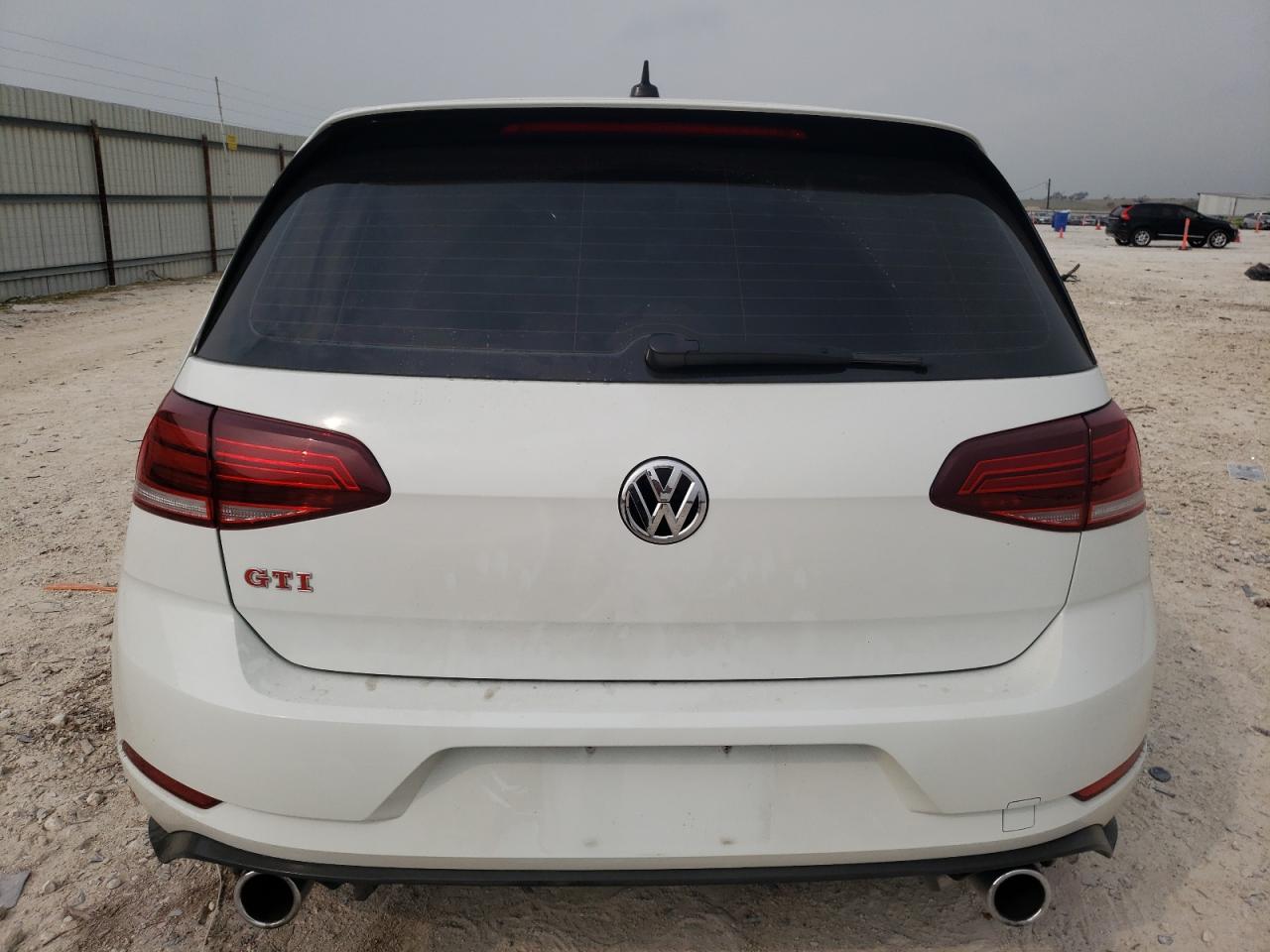 2019 Volkswagen Gti S vin: 3VW6T7AU7KM033912