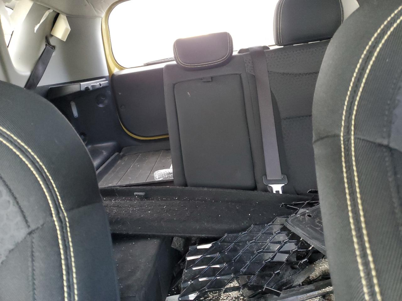 KNDJP3A53F7175077 2015 Kia Soul +