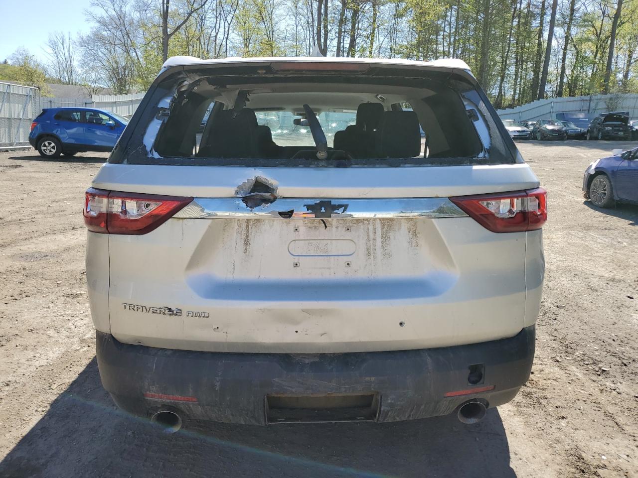 1GNEVFFK6JJ118326 2018 Chevrolet Traverse Ls