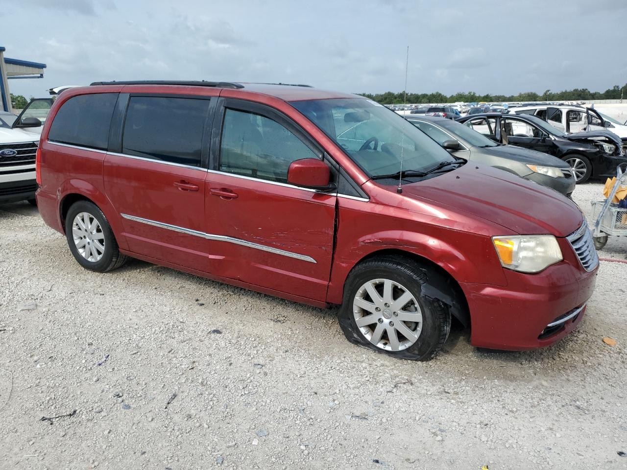 2C4RC1BG8DR565784 2013 Chrysler Town & Country Touring