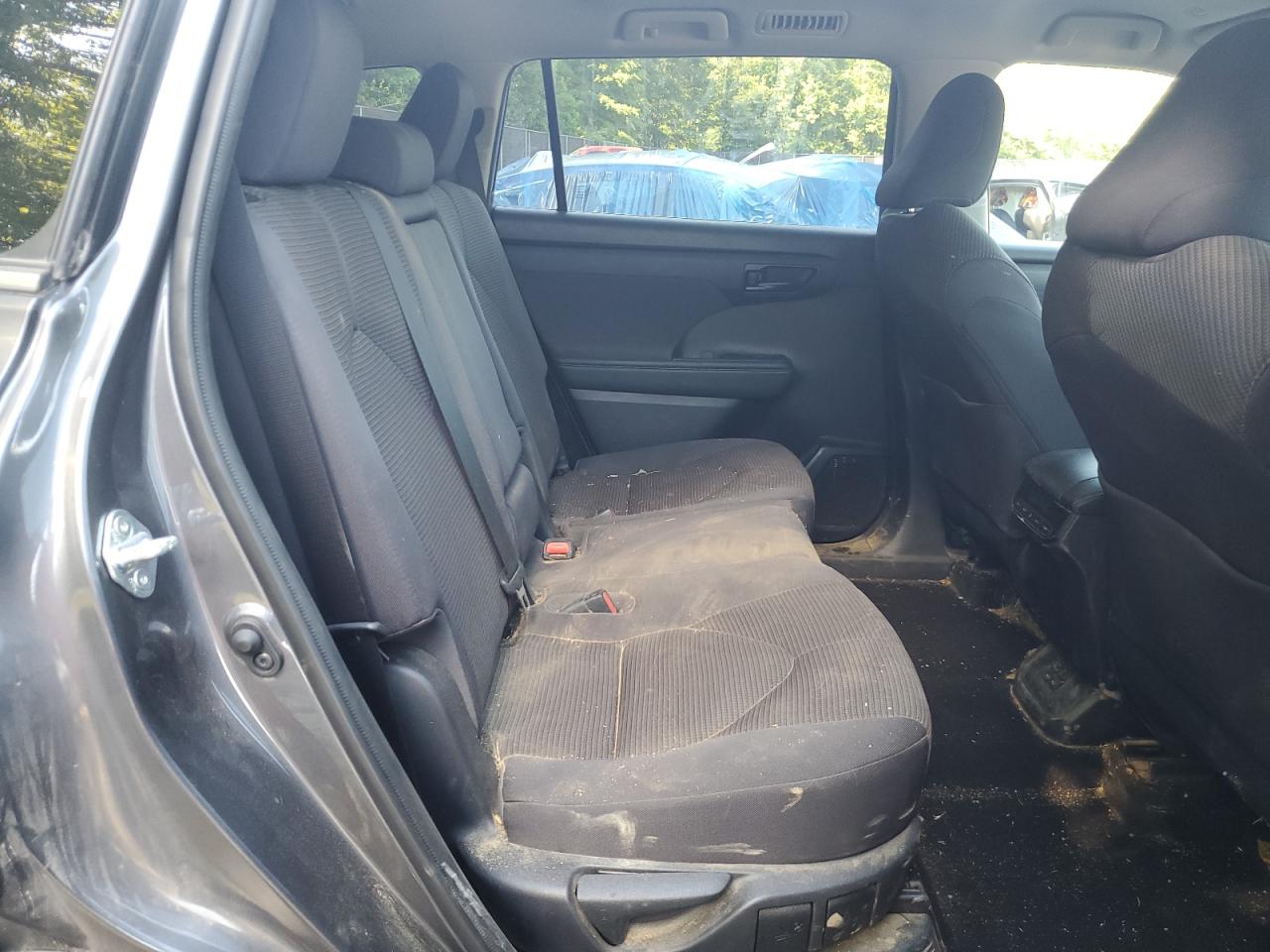 5TDBBRCH0NS546441 2022 Toyota Highlander Hybrid Le