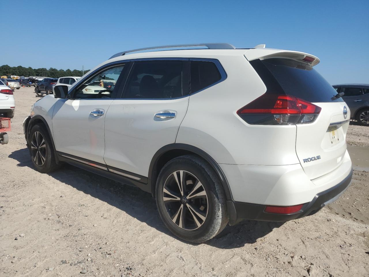 JN8AT2MT0JW459009 2018 Nissan Rogue S