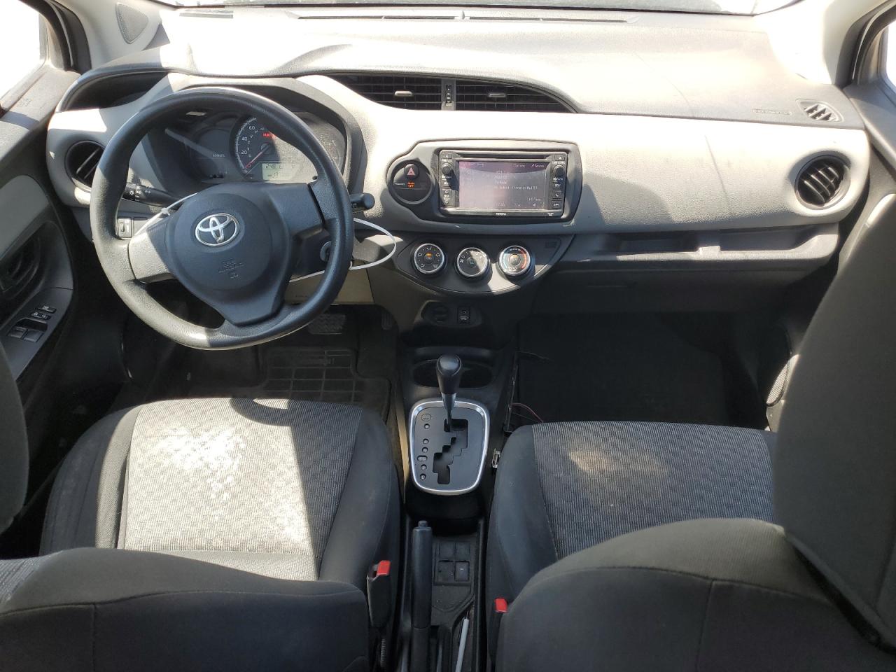 VNKJTUD34GA057935 2016 Toyota Yaris L