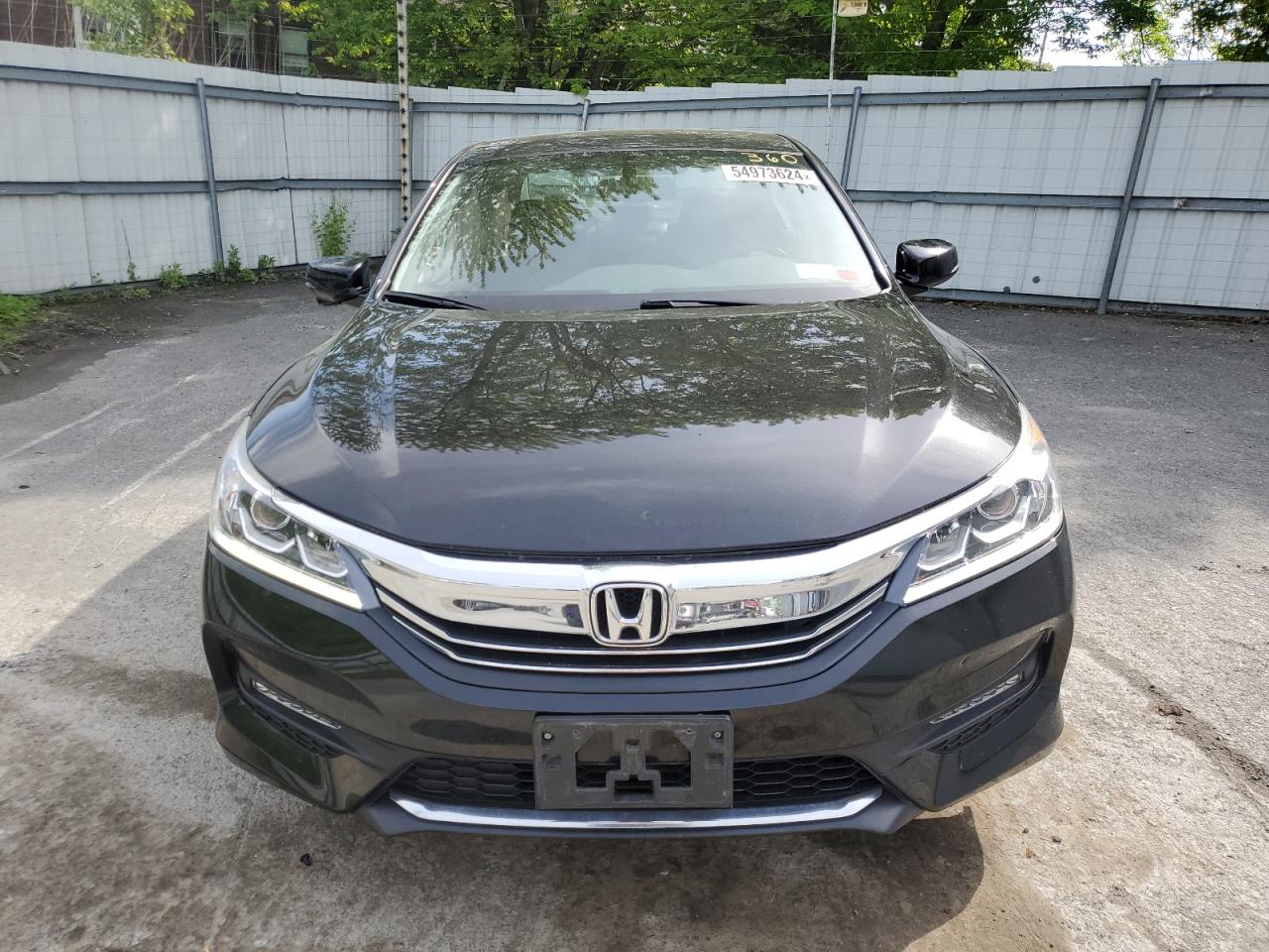 1HGCR2F84HA050192 2017 Honda Accord Exl