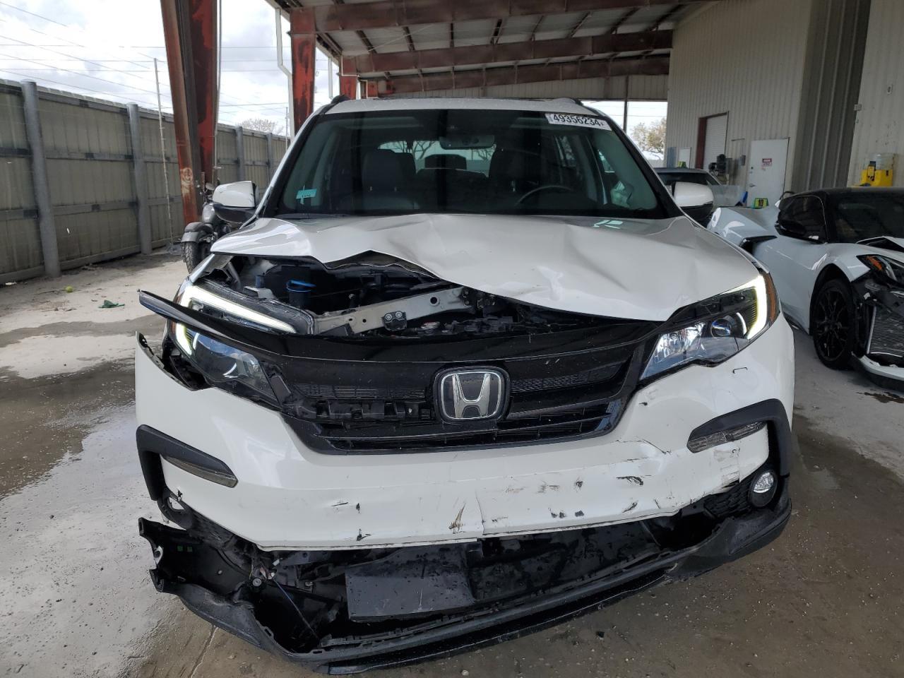 2021 Honda Pilot Se vin: 5FNYF5H2XMB006173