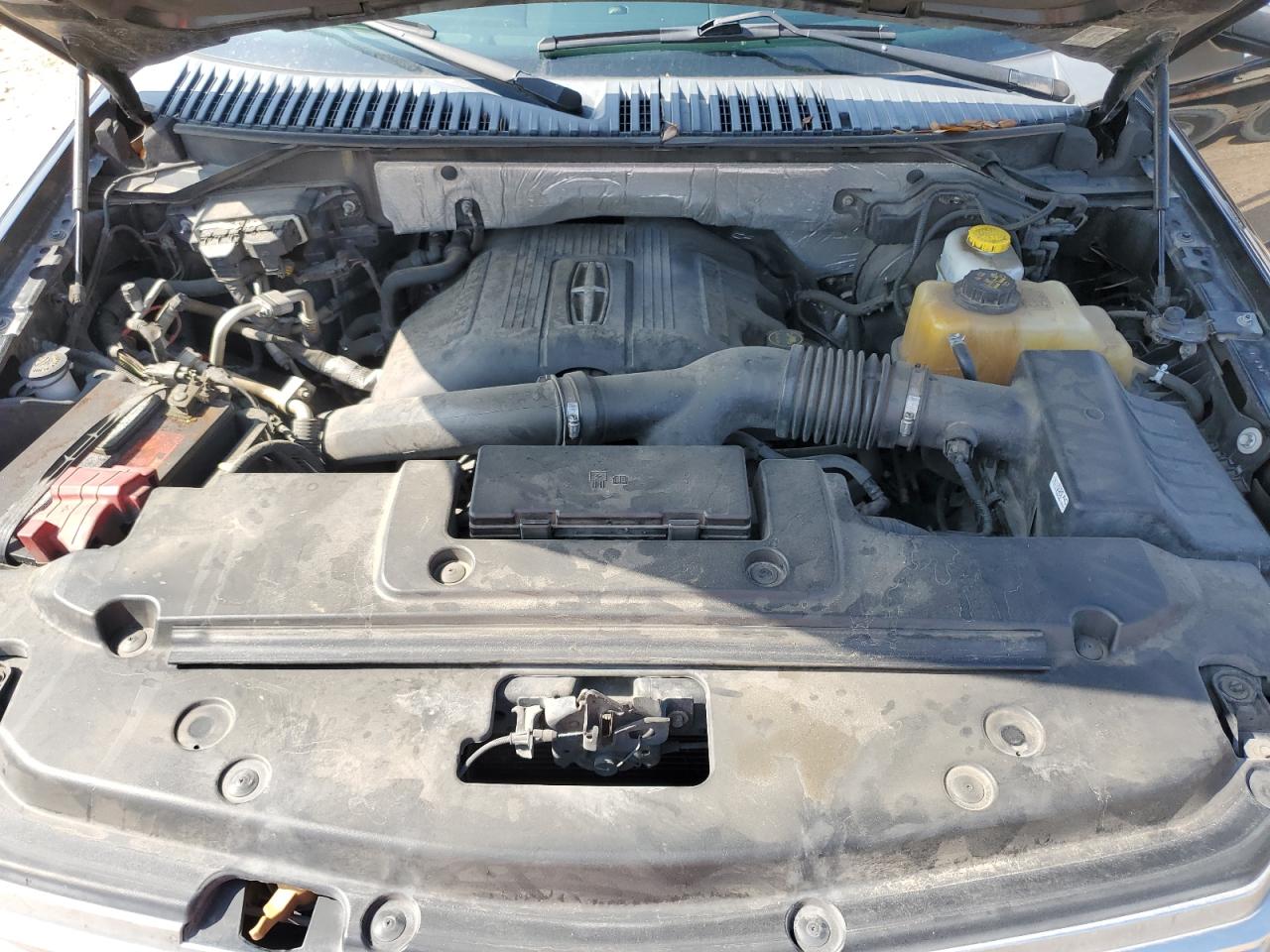 5LMJJ3JT9GEL08320 2016 Lincoln Navigator L Select