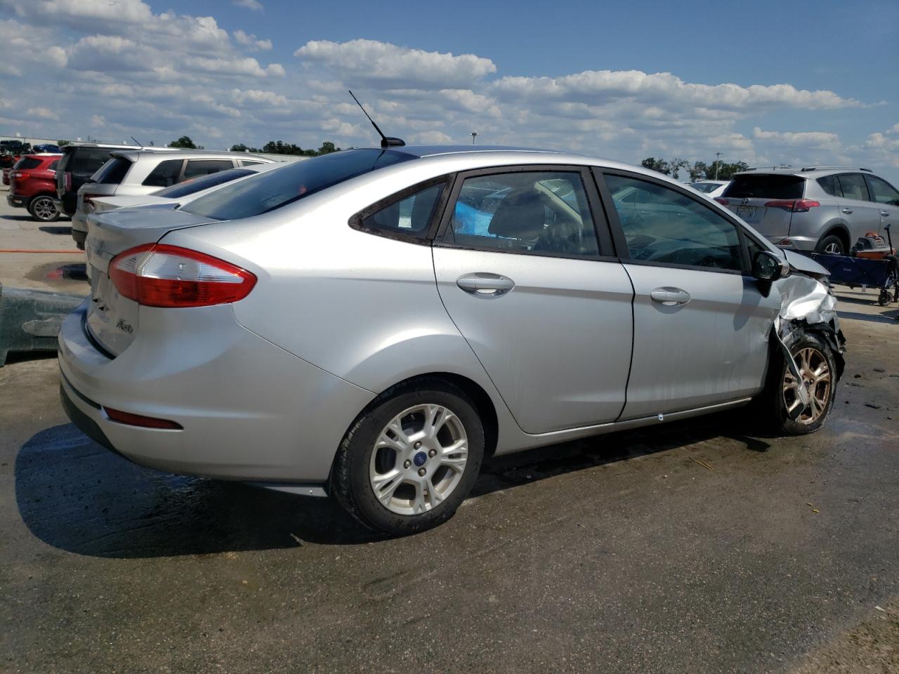 3FADP4BJ7FM160284 2015 Ford Fiesta Se