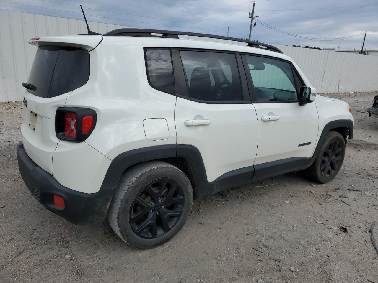 ZACCJABB3JPG90126 2018 Jeep Renegade Latitude