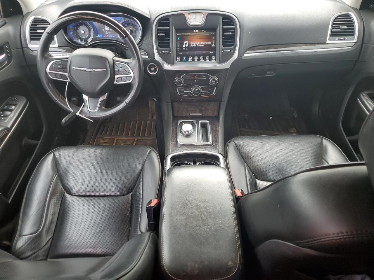 2C3CCAEG2KH698114 2019 Chrysler 300 Limited