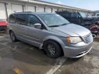 CHRYSLER TOWN & COU photo