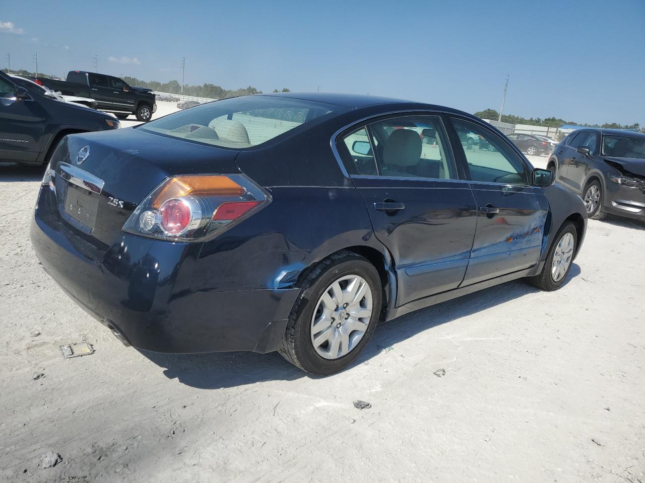 1N4AL2AP4CC177923 2012 Nissan Altima Base